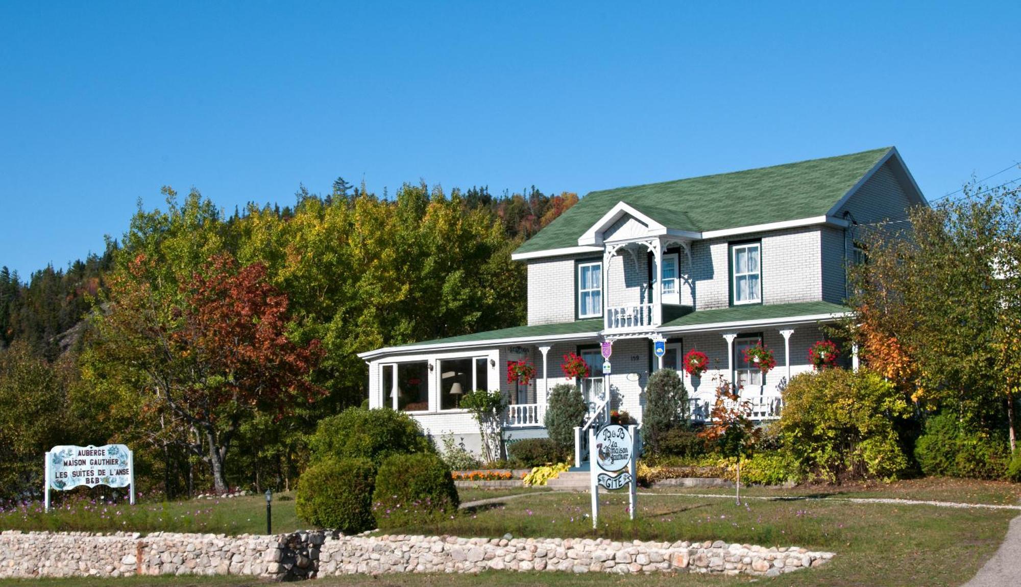 Auberge Maison Gauthier Tadoussac Exteriör bild