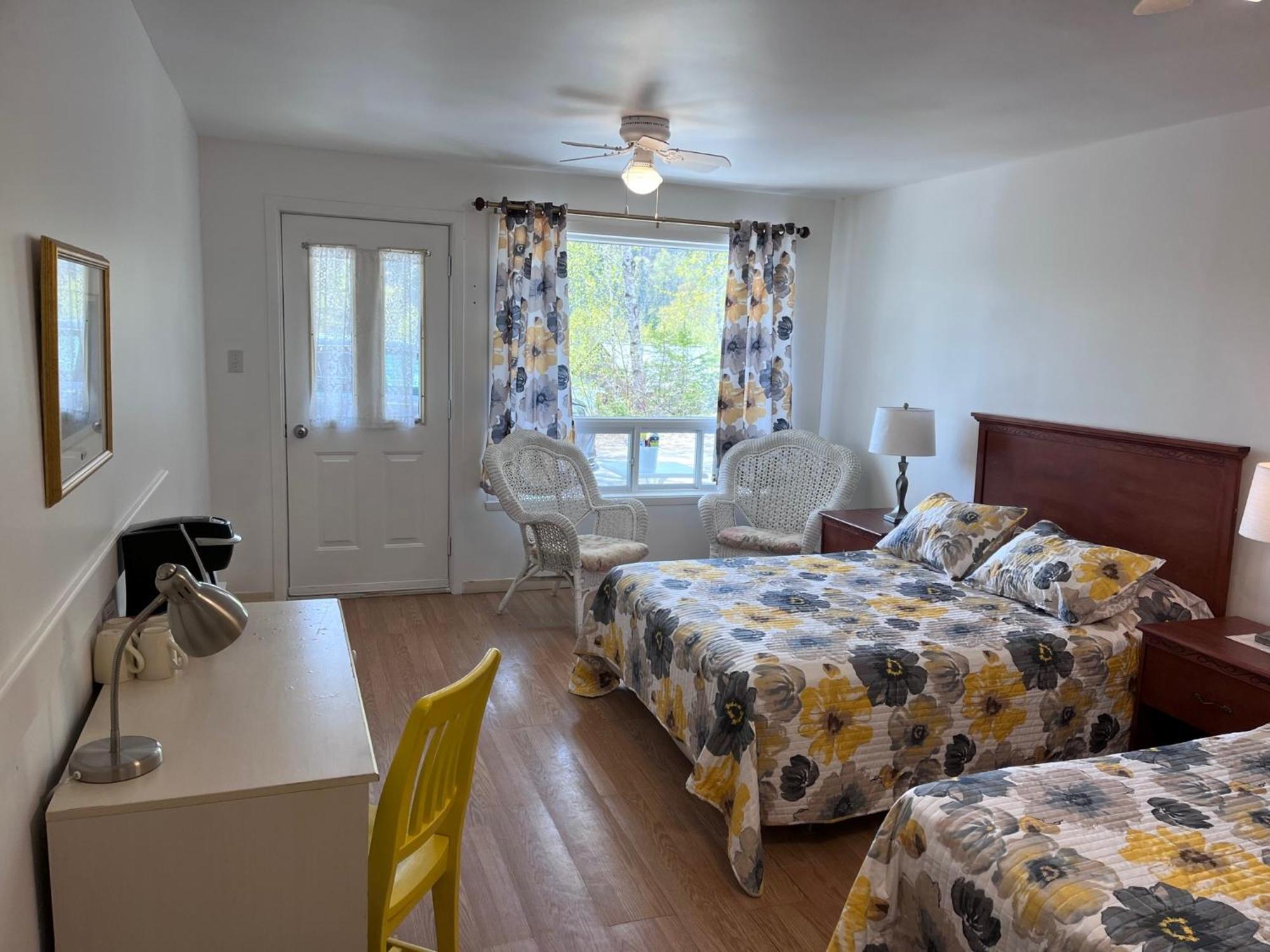 Auberge Maison Gauthier Tadoussac Exteriör bild